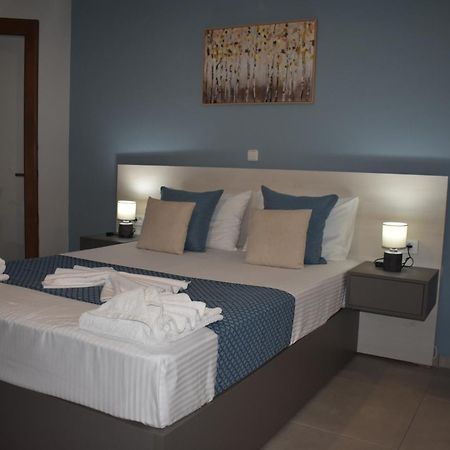 Asteras Apartments เซรอกัมโบส ภายนอก รูปภาพ