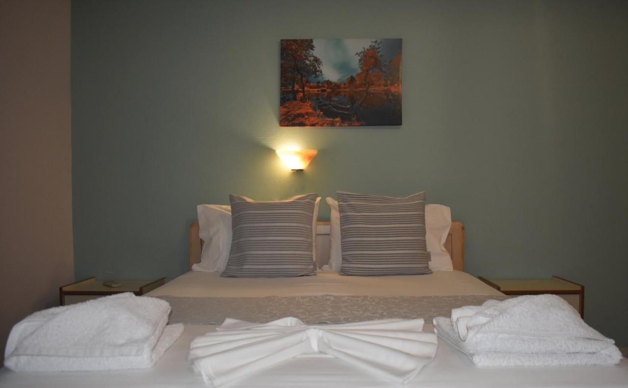 Asteras Apartments เซรอกัมโบส ภายนอก รูปภาพ